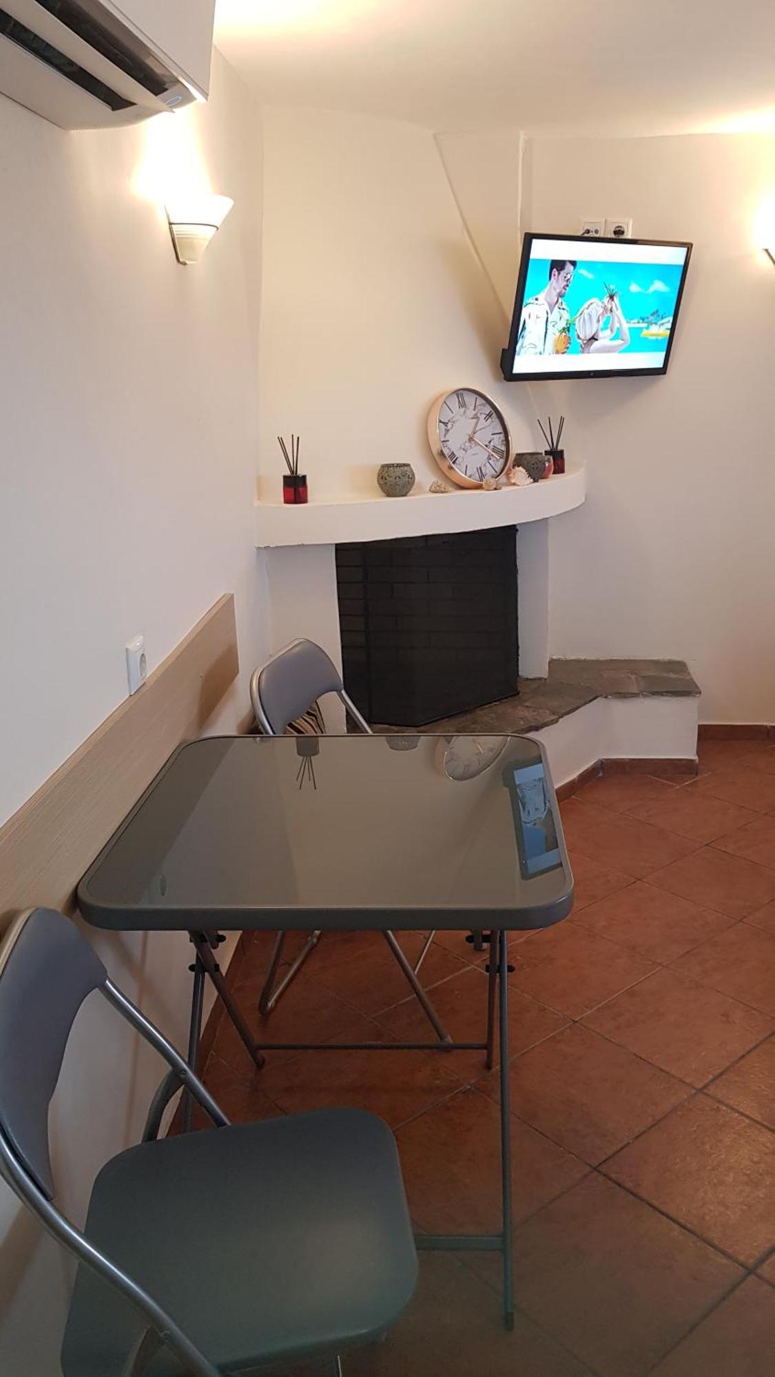 Apartmán Studio With City View Tirnavos Pokoj fotografie